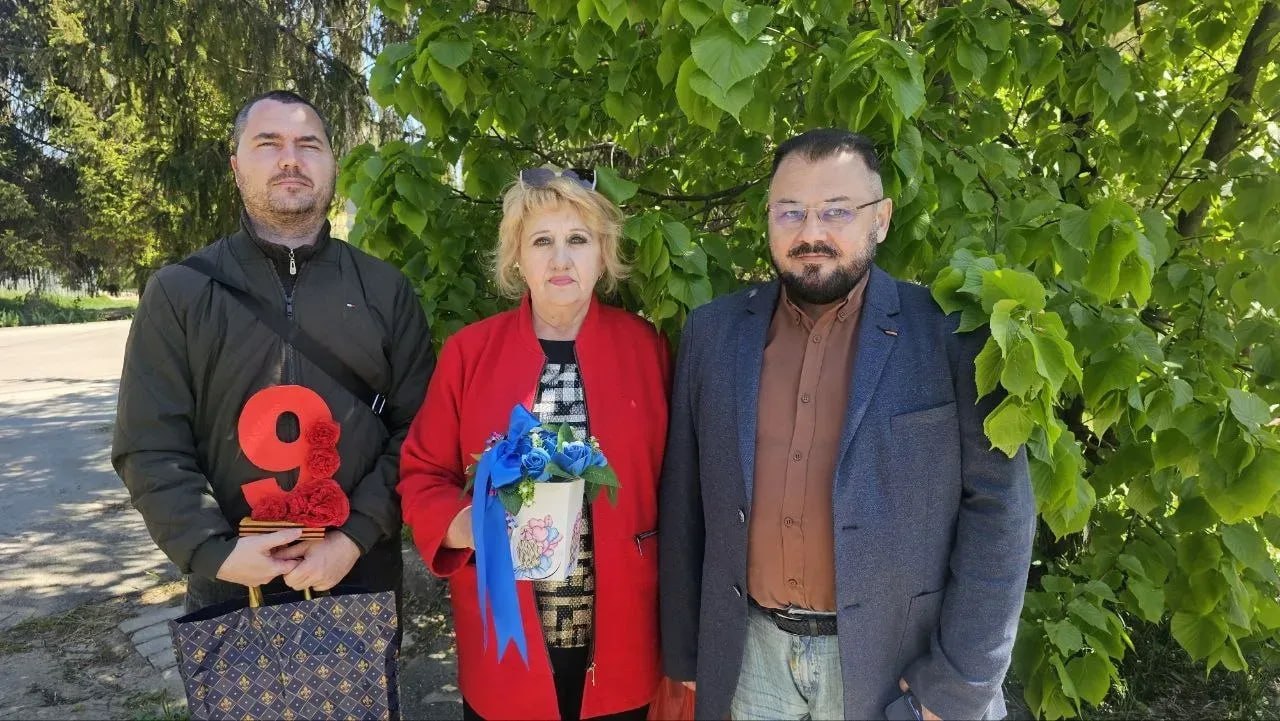 Александр Дудка: В Скадовском округе поздравили ветерана войны и жительницу блокадного Ленинграда с Днём Победы