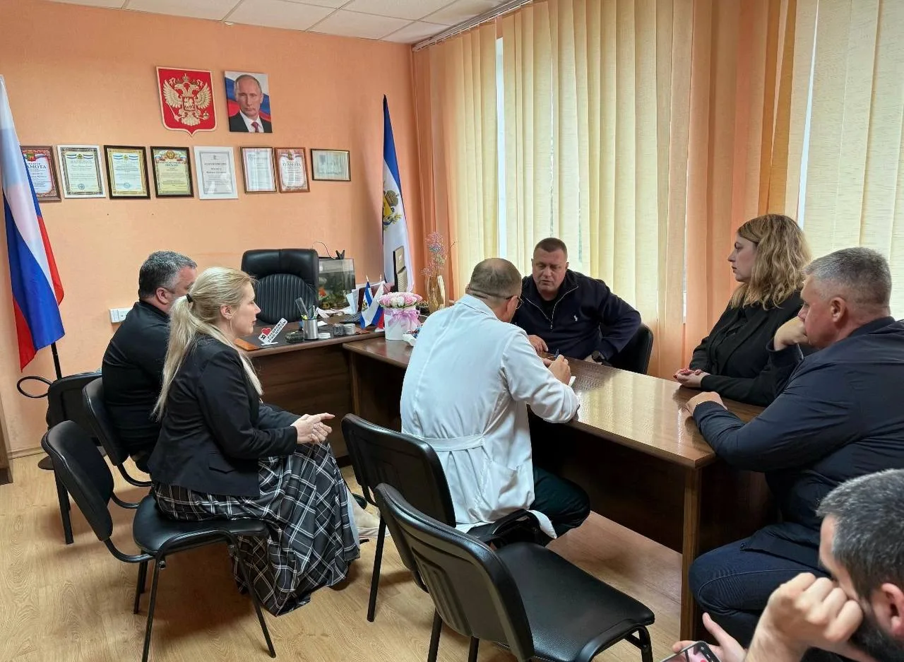 Стоматологи из Адыгеи в седьмой раз приехали с гуманитарной миссией в Нижнесерогозский округ