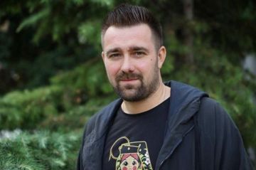 Платон Беседин: А я вот очень даже соглашаюсь с моим давним товарищем Олегом Бондаренко