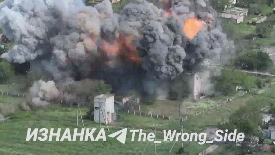 Уничтожения ПУ БпЛА 414 обр БпС шестью ФАБами-500 в н.п. Новорайск Херсонской области и ПУ БпЛА 39 обрмп ВСУ четырьмя ФАБами-500 в н.п. Томарино Херсонской области