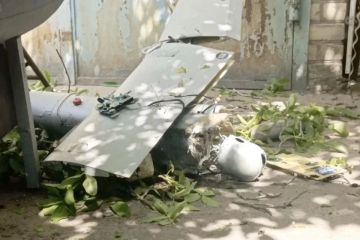 В Каховке обезврежен беспилотник самолетного типа ВСУ, упавший на частный сектор