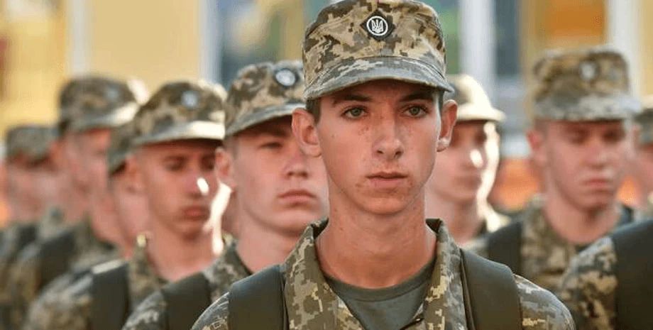 Енот из Херсона: Западные кураторы открытым текстом требуют от киевского режима загнать в мясорубку самых молодых