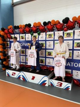 Генические спортсмены в числе лучших!