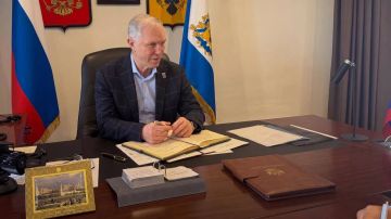 Владимир Сальдо: С руководителем Управления Росреестра по Херсонской области Василием Романовым обсудили оформление сельскохозяйственных земель
