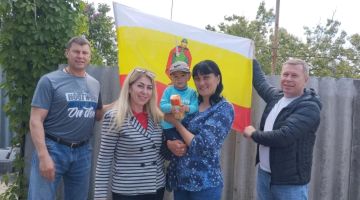 Представители Рязанской области оказали помощь многодетной семье из Великолепетихского округа