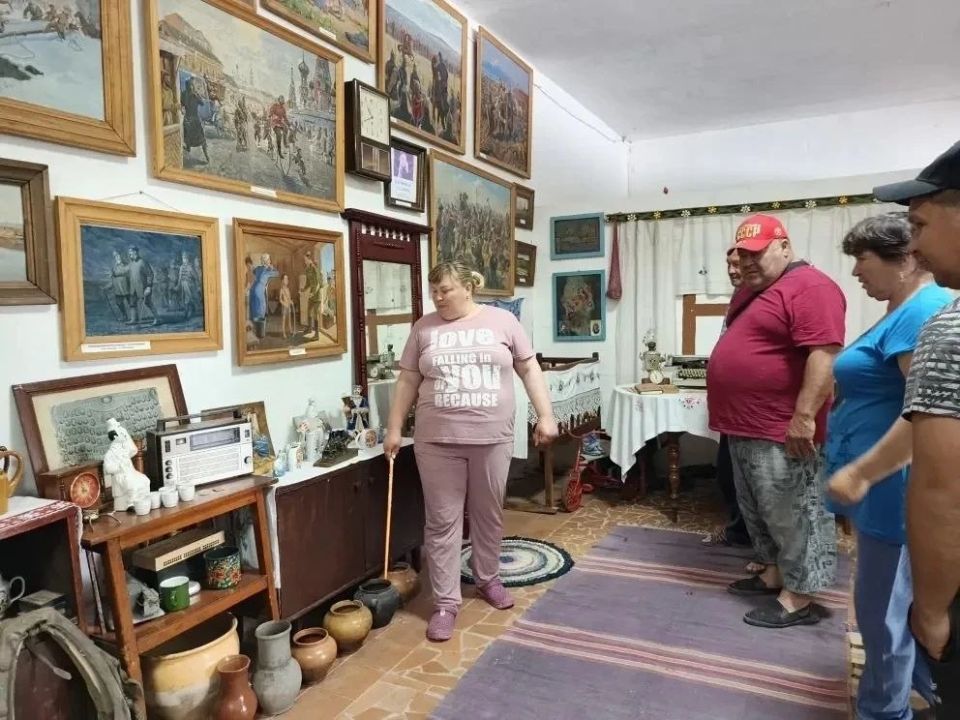 В день Международного дня музеев сельский Клуб села Ивановка распахнул двери своей музейной комнаты для жителей и гостей села