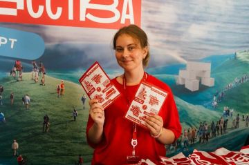 Приглашаем в волонтёрский корпус «Таврида.АРТ»
