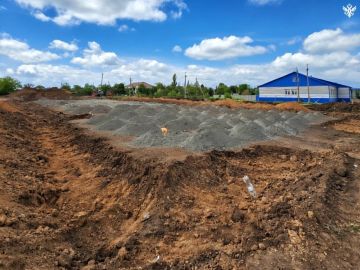 Министр спорта Херсонской области проинспектировала строительство ФОКа в Нижних Серогозах