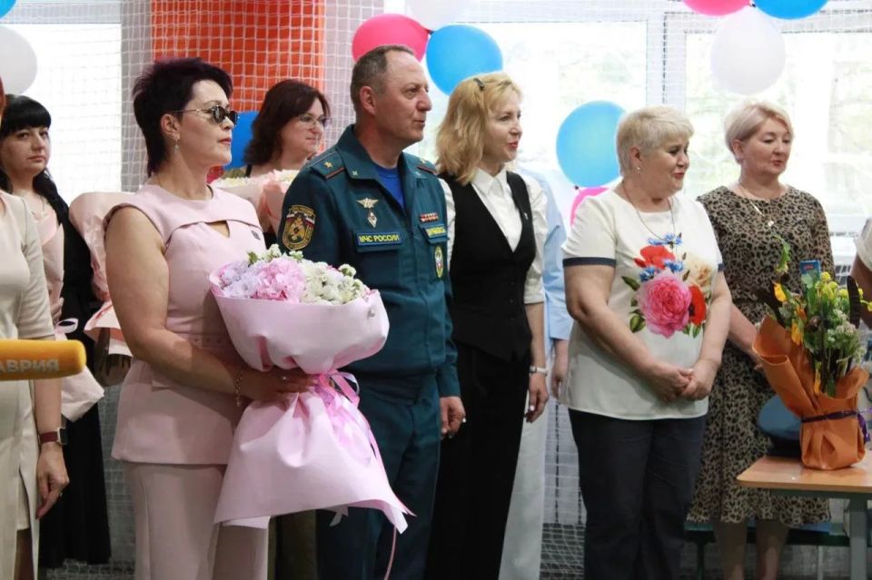 Владимир Сальдо: «Единая Россия» поздравила выпускников Херсонщины с последним звонком