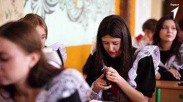 В эти дни по всей стране выпускники прощаются со школой, мечтают и строят планы на будущее, но кто-то уже не сможет услышать свой последний звонок, обнять одноклассников и родных…