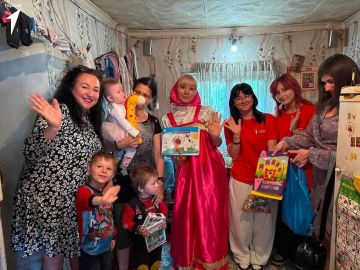 В преддверии Дня защиты детей активисты Движения Первых организовали акцию помощи семьям, находящимся в трудной жизненной ситуации