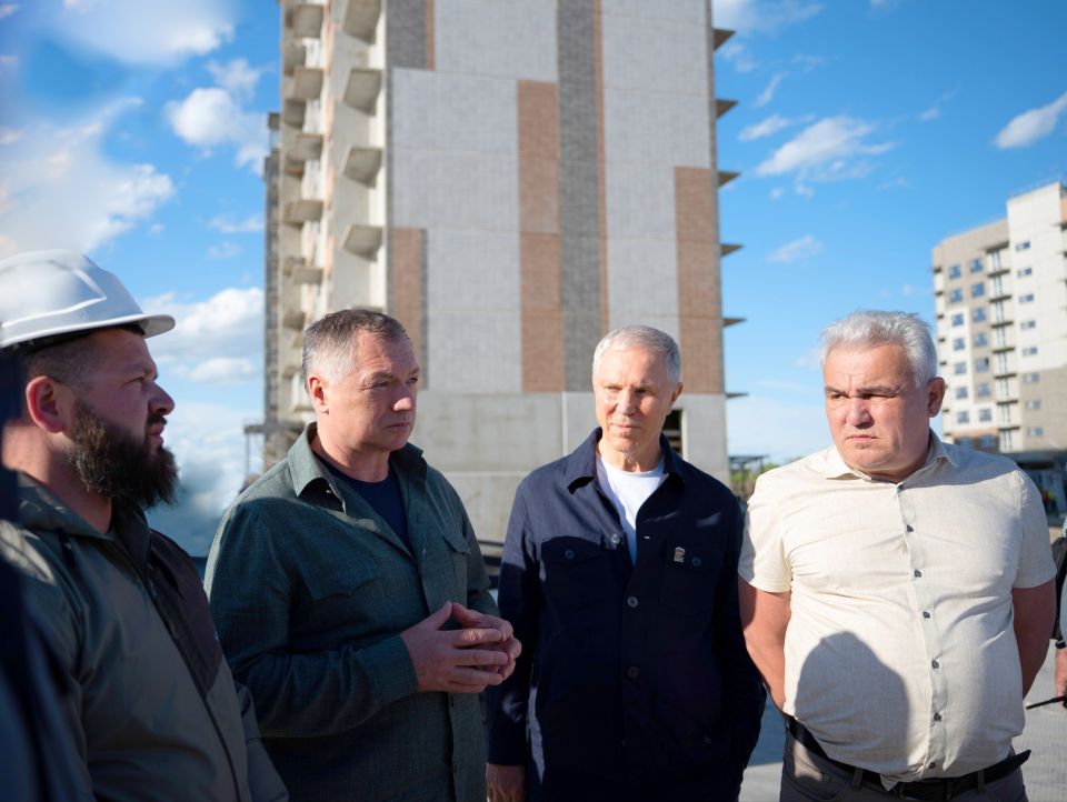 Владимир Сальдо: С Маратом Хуснуллиным оценили темпы строительства жилья, дороги и подготовку кадров для Херсонской области