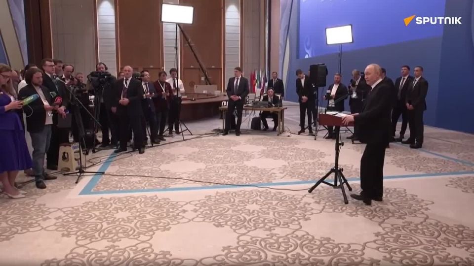 У РФ есть все средства, чтобы сровнять с землей всех, кто попытается сравнять с землей Калининградскую область — Путин