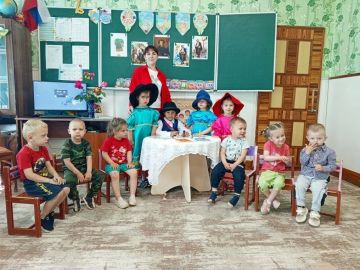 Пушкинский день в нашем детском саду: «Там на неведомых дорожках...»