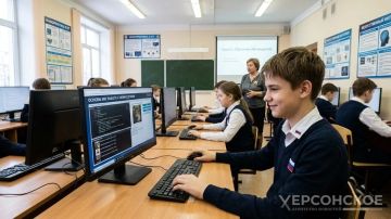Глава Рособрнадзора: домашние задания в школах нужно менять из-за развития ИИ