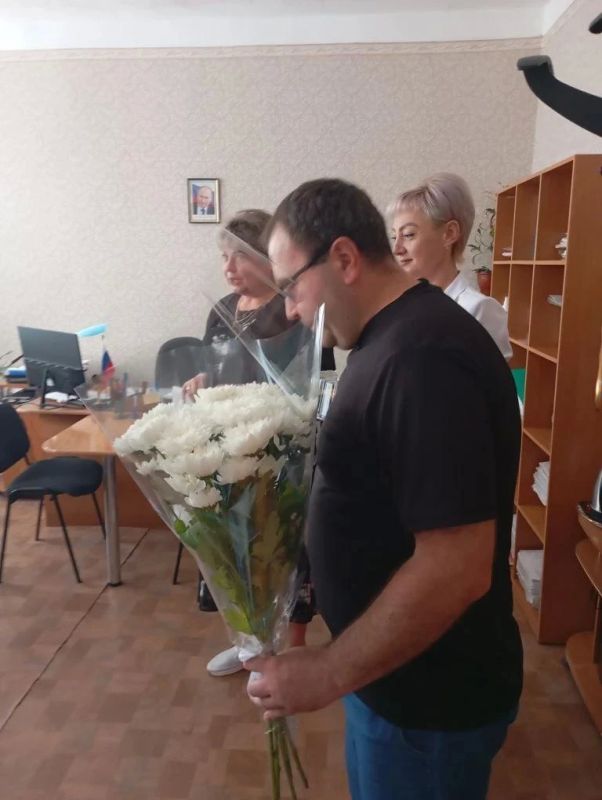В День социального работника — слова благодарности тем, кто помогает другим