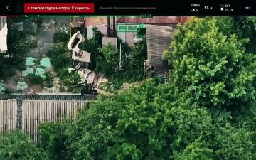 Операторы ВС РФ точными ударами превратили в пыль пункт управления БПЛА ВСУ