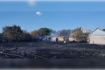 Пожар на тысяче квадратных метров потушили в Каховке
