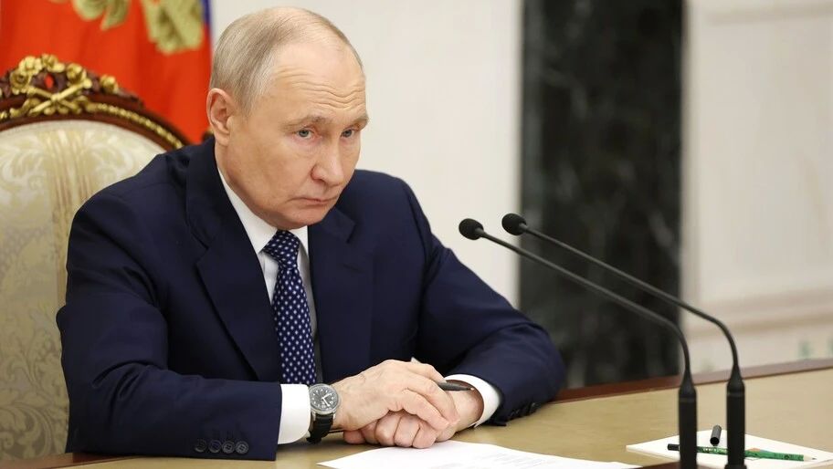 Путин подписал закон об упрощении условий СЭЗ в Новороссии и Донбассе