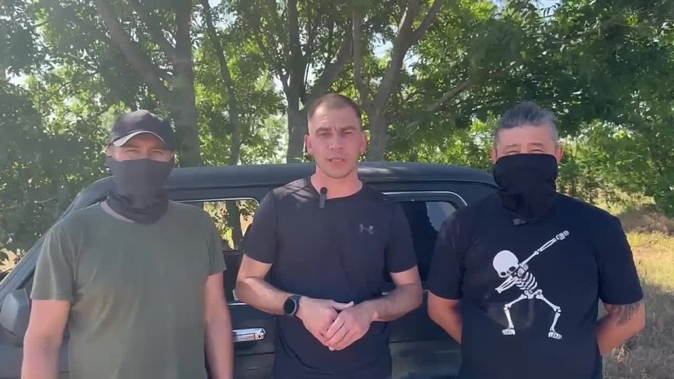 Наши защитники получили автомобиль Нива
