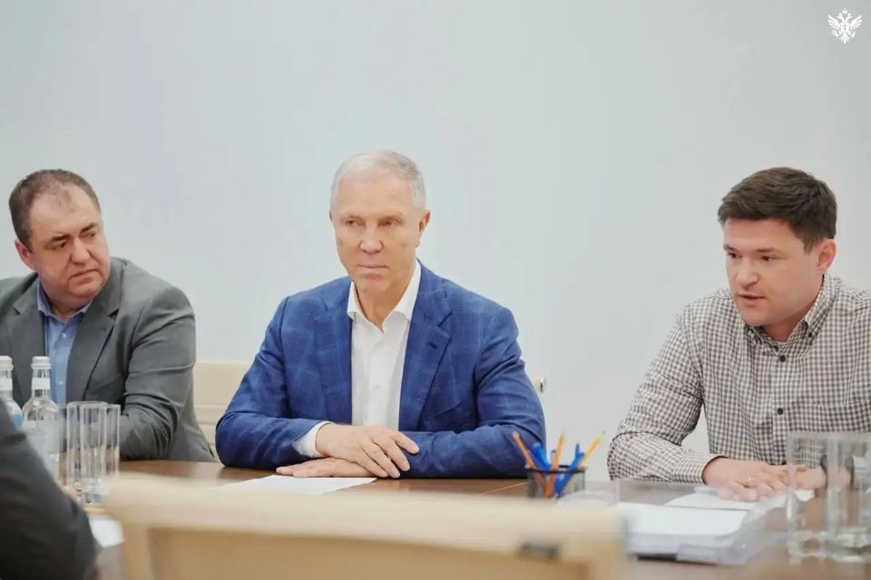 Губернатор Херсонской области провёл рабочую встречу с главой Росмолодёжи Григорием Гуровым