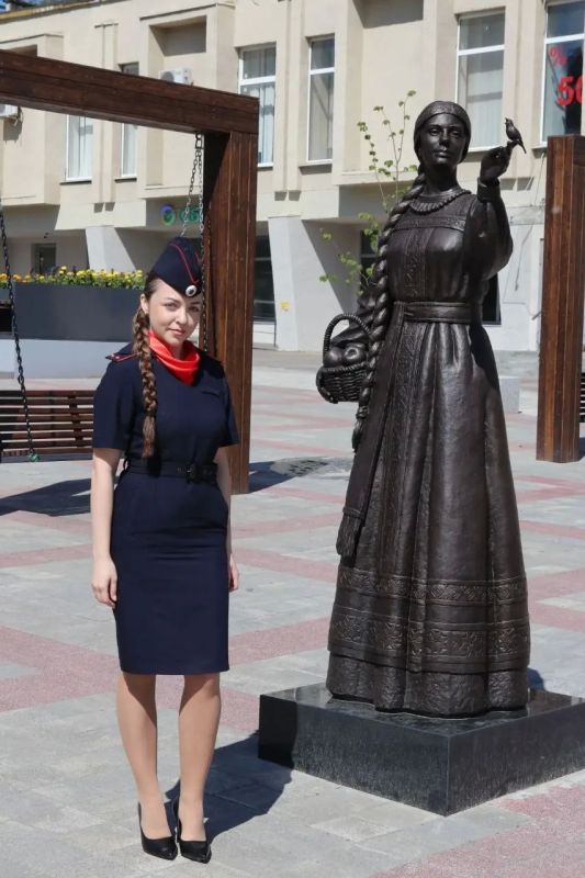 На викторине, в которой вот уже 10 лет принимают участие разные регионы России, курские полицейские представили в этом году фотографию с «Куряночкой»