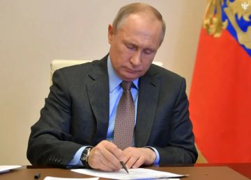 Владимир Путин отметил высокими наградами жителей Херсонской области