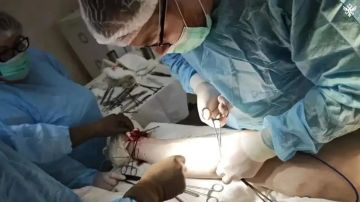 Главный хирург Херсонской области совместно с федеральными коллегами провёл уникальную операцию в Нижних Серогозах