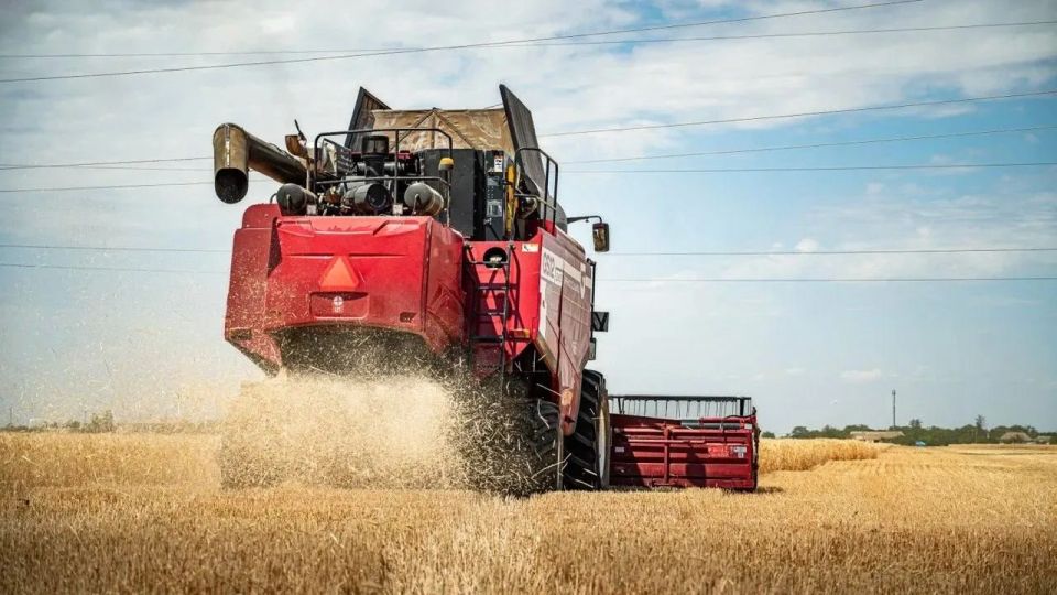 В Херсонской области обеспечивают аграриев топливом для сезонных работ