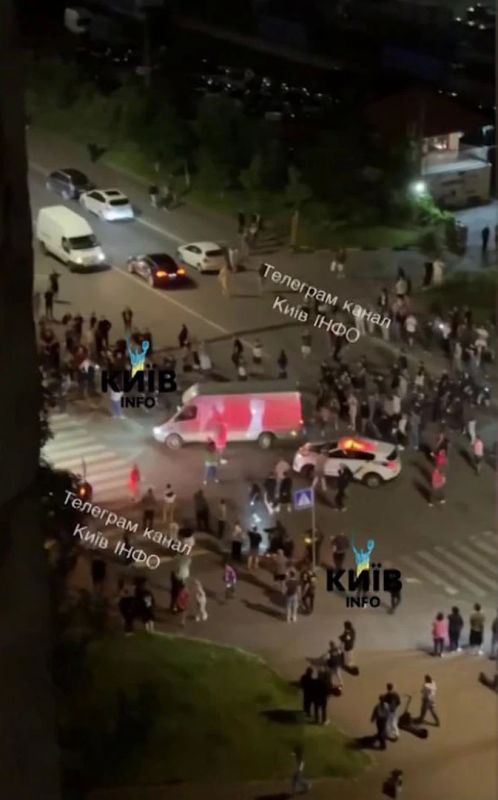 Енот из Херсона: Киевский режим своим же беспределом развязал гражданскую войну в тылу