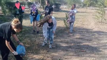В Каховском округе провели молодежную акцию «Эко-десант»