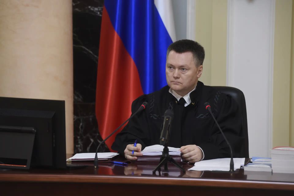 Обзор правоприменительной практики, ориентированный на защиту национальных интересов нашей страны, утвержден на заседании Президиума ВС. Документ направлен на решение вопросов, связанных с исполнением обязательств в условиях...