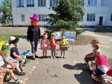 В Скадовском округе прошёл Фестиваль летних шляп: стиль, история и море веселья