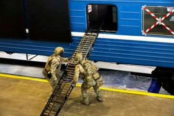 Офицеры СОБР Росгвардии из Херсонской области победили на международных соревнованиях