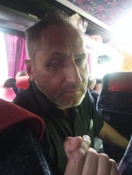 Бывший военный, а ныне преподаватель Олег Сенченков из Кривого Рога заявил о жестоком избиении сотрудниками ТЦК за отказ отдать телефон