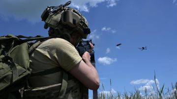 "Герани" поражают объекты ВСУ в Запорожье. Новости СВО