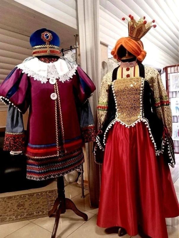 Херсонский театр в новых костюмах — смотрим фото