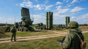 Сотрудники Росгвардии за неделю уничтожили более 140 беспилотников в Новороссии