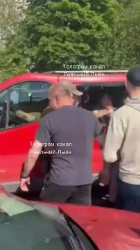 Видео конфликта ТЦКшников с гражданскими на рынке во Львове