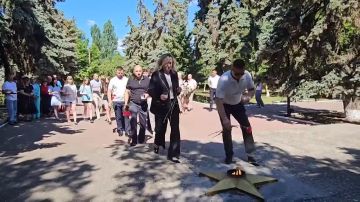 В Скадовске состоялся митинг, посвященный Дню памяти и скорби