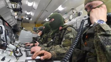 Ракетная опасность, угроза БПЛА и закрытые аэропорты. Сводка по регионам России к этому часу