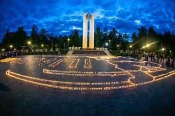 В канун Дня памяти и скорби по всей России прошла акция — «Огненные картины войны»