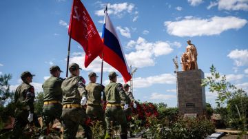 В Геническе предали земле останки мирных жителей — жертв нацистских преступлений