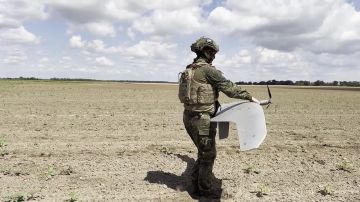 «Входим во взаимодействие с ударной ротой – и цель уничтожена»: Над Днепром круглосуточно работают российские воздушные разведчики