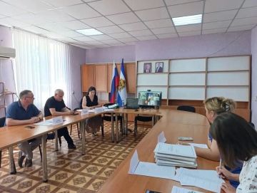 В Чаплинском муниципальном округе провели заседания комиссии по делам несовершеннолетних и защите их прав