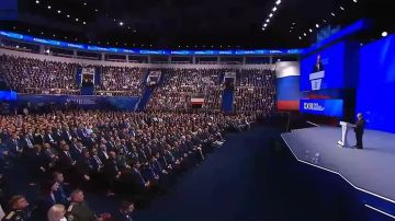 "Россия может быть только сильной и самостоятельной державой, или не будет никакой России!" - Владимир Путин!