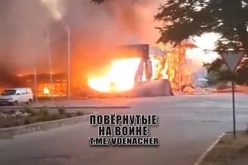 Последствия удара БпЛА «Герань» по логистическому хабу ВСУ в Снигиревке Херсонской области