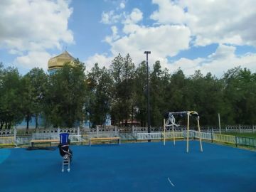 Детская площадка в Каланчаке почти готова