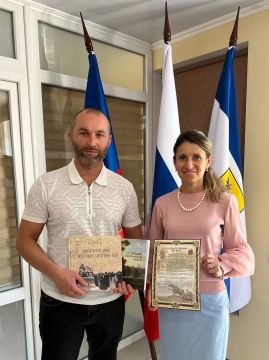 Сегодня День рождения у замечательного человека- Главы нашего прифронтового Каховского округа Павла Филипчука !