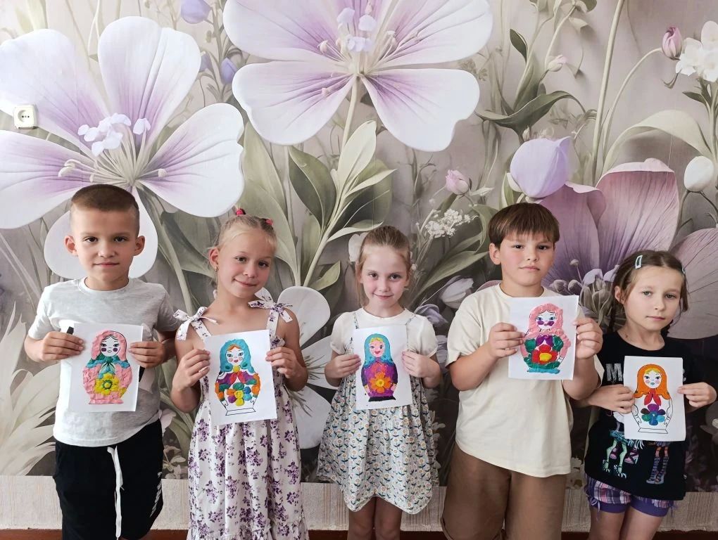 «Матрёшка — душа России»: путешествие в мир традиций в Нижнесерогозском детском саду №1!